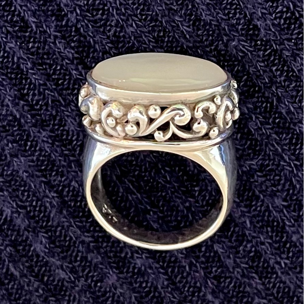 Vintage Sterling Moonstone Ring